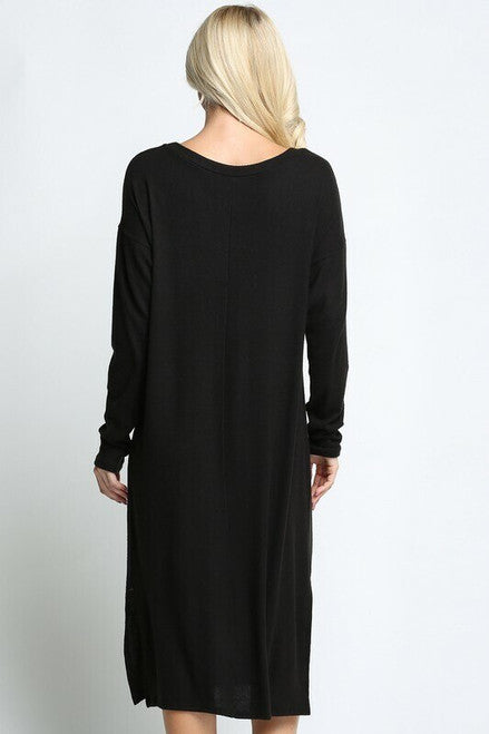 LONG SLEEVE SIDE SLIT MIDI LENGTH SWEATER DRESS