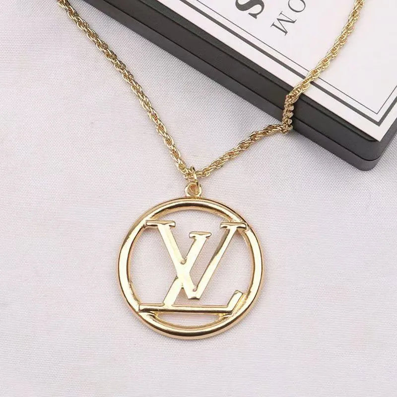 Gold Simplicity Letter Chains Necklaces