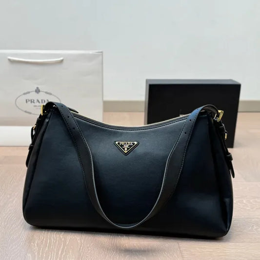 Black Casual Solid Color Patchwork Zipper Bags