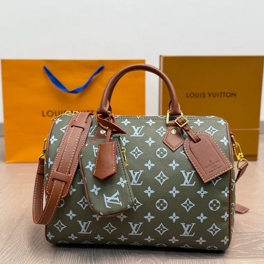 Green Daily Letters Contrast Bags